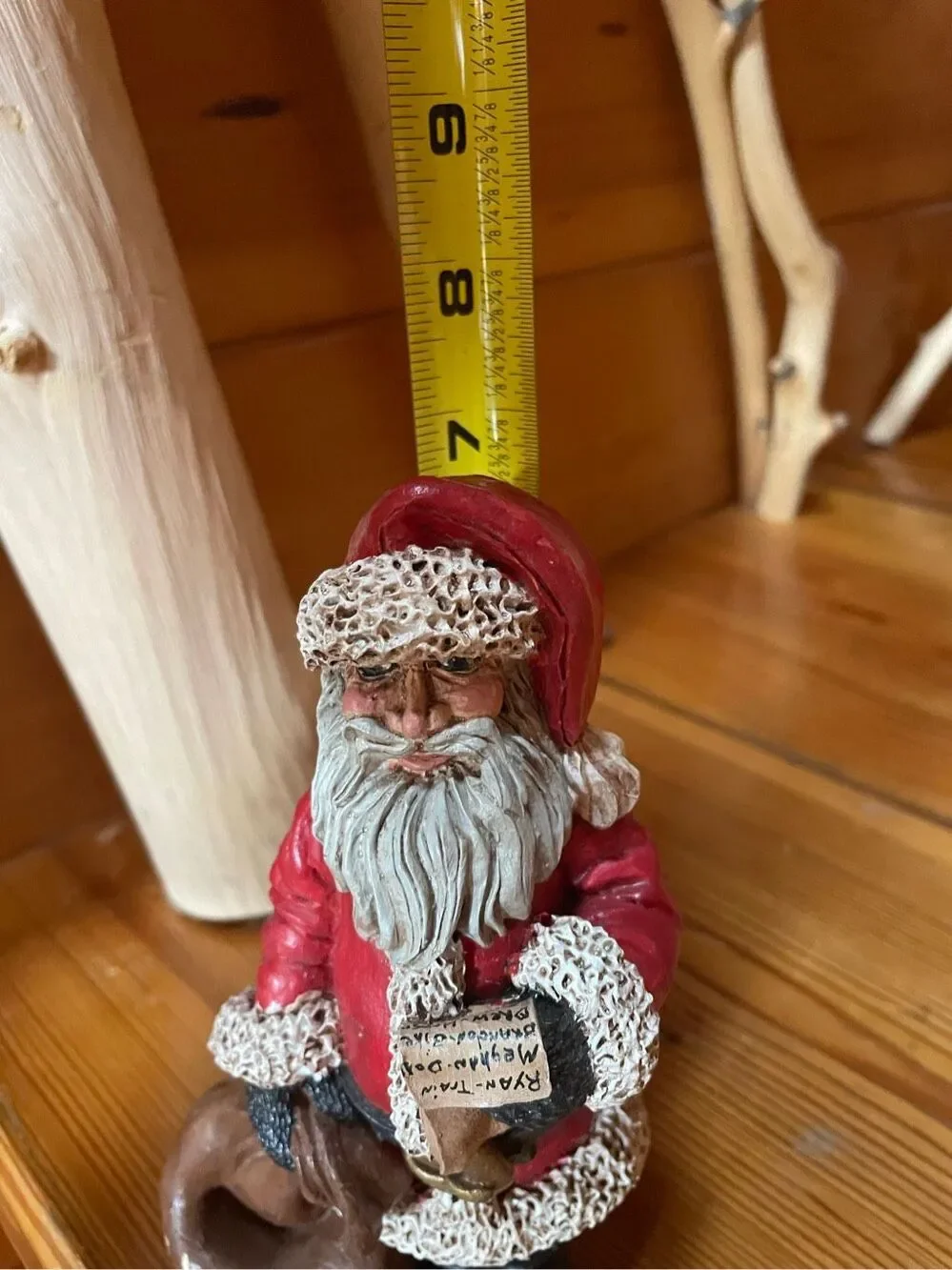 Vintage 1987 Hand-Painted Santa Figurine – 7